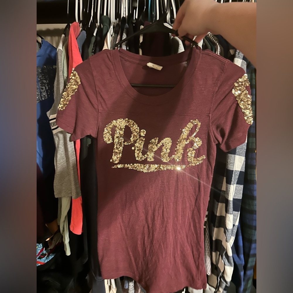 VS PINK SEQUIN TSHIRT